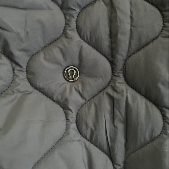 Lululemon Wool Long Coat Black Size 6 PrimaLoft Insulated Jacket Winter - Picture 7 of 8